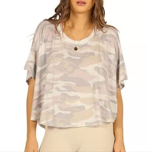 American Eagle Camouflage V-Neck Oversized Women’s Top - XS NWT